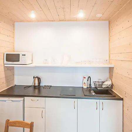 2 Bedroom Awesome In