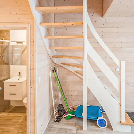 Σπίτι διακοπών 2 Bedroom Awesome In